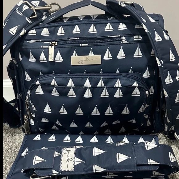 Ju-Ju-Be Nautical Navy and Red Bag - Picture 1 of 10
